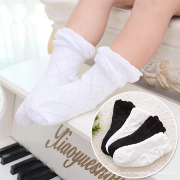 meias de bebê de cor branca lisa antiderrapante meias de bebê de algodão